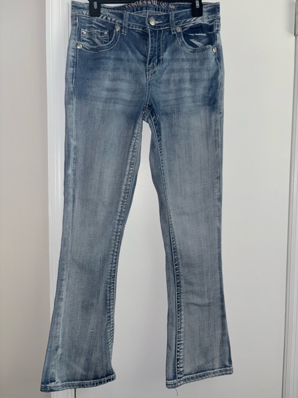 Rebel & Soul Womens Bootcut Jeans Light Blue Denim Embellished size 6 Y2K